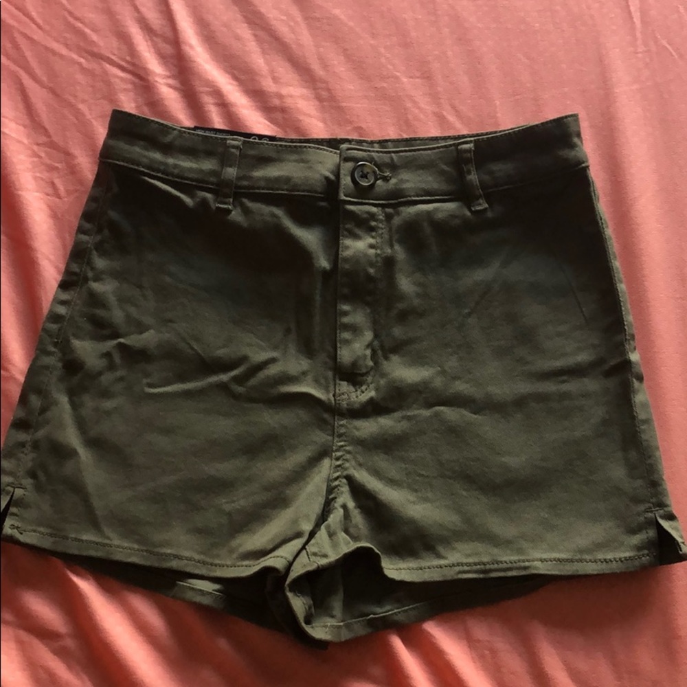 H&M High Waist Green Shorts